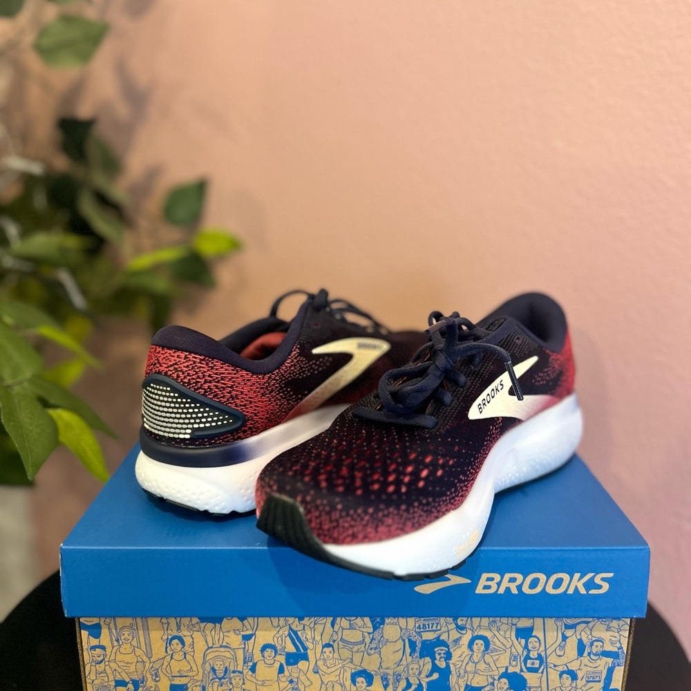 Women's Ghost 16 Running Shoe